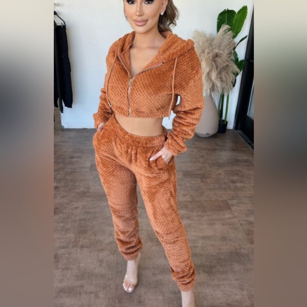 Fuzzy 2 piece jogger